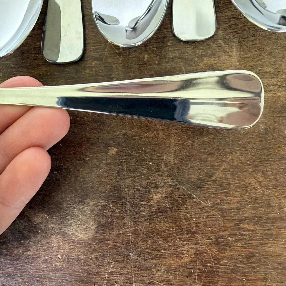 12 Wallace Naples Stainless Oval‎ Soup Spoon 7.5